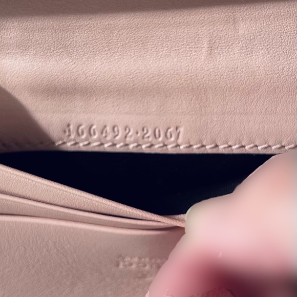 โ๐HPx5๐Gucci GG Marmont Chevron Wallet - Picture 9 of 13